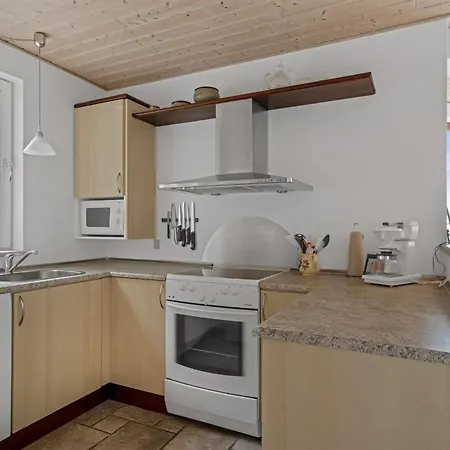 Simo - 250m From The Sea By Interhome Feriehus Oslos